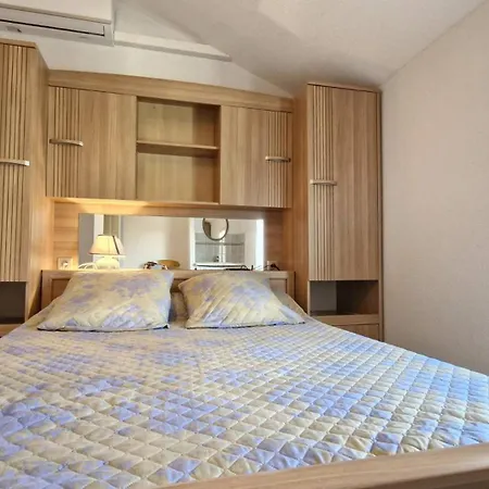 Sur Gironde - Petite Pour Un Sejour En Famille En